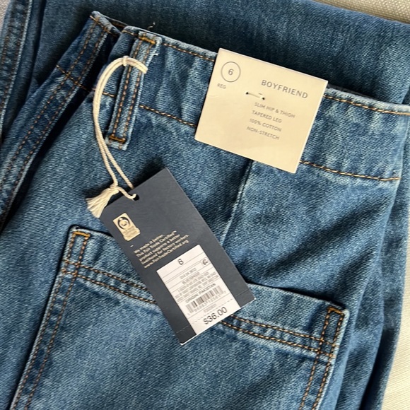Universal Thread™ Mid-Rise Boyfriend Jeans - Medium Wash - Picture 4 of 4